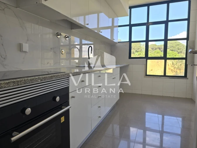 Apartamento T3 para Venda em Laranjeiro e Feijó Foto 8
