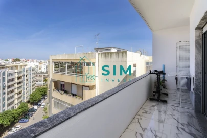 Apartamento T3 para Venda em Faro (Sé e São Pedro)