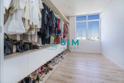 Apartamento T3 para Venda em Faro (Sé e São Pedro)