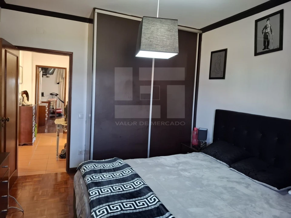 Apartamento T3 para Venda em Abraveses Foto 36