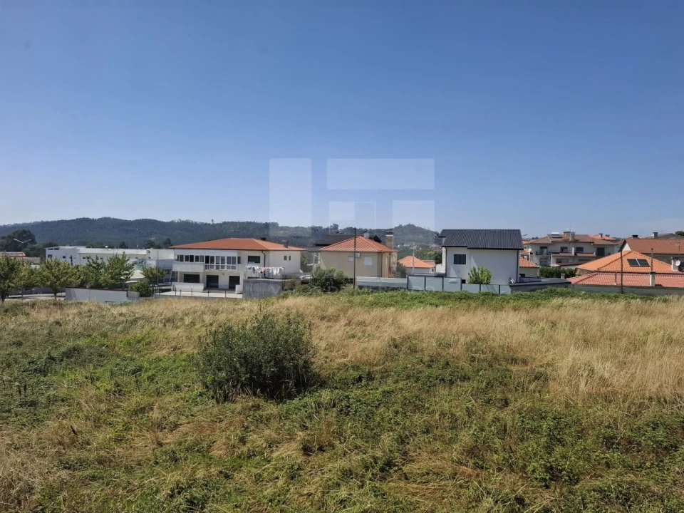 Apartamento T3 para Venda em Abraveses Foto 40
