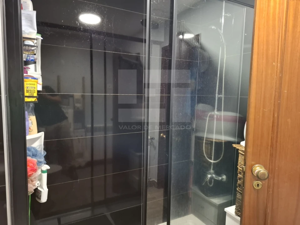 Apartamento T3 para Venda em Abraveses Foto 45
