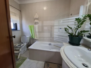 Apartamento T3 para Venda em Abraveses