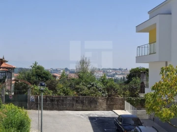 Apartamento T3 para Venda em Abraveses