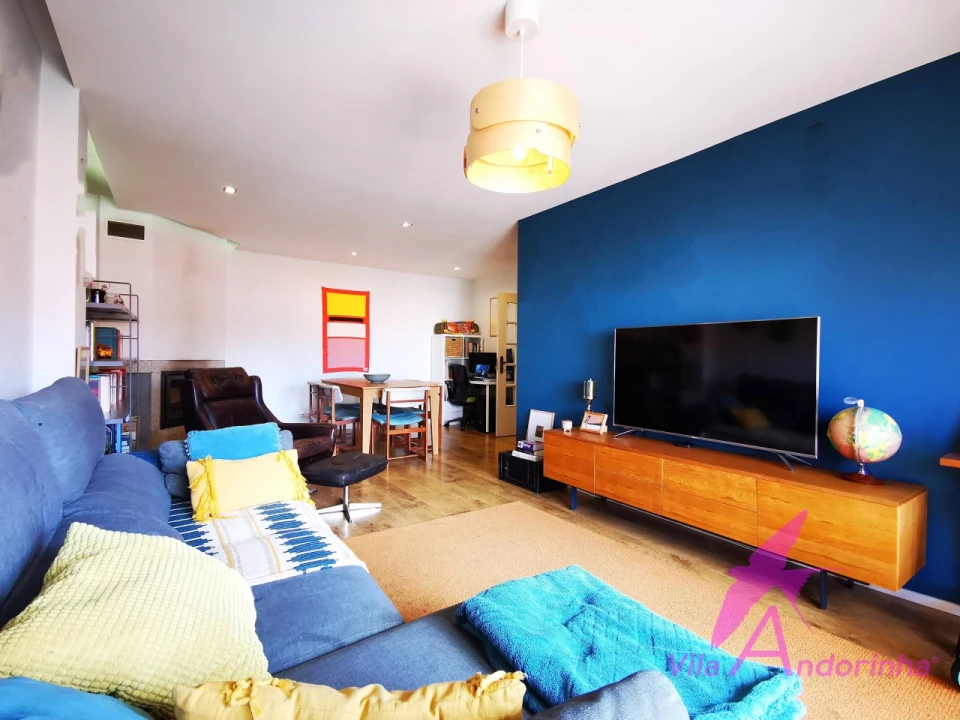 Apartamento T2 para Venda em Areosa Foto 1