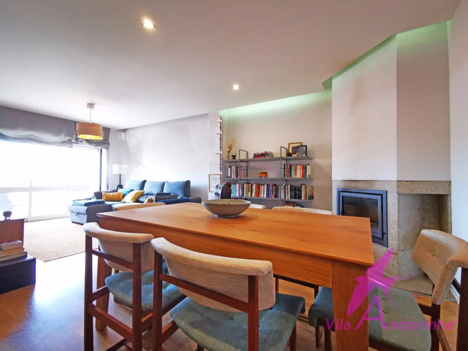 Apartamento T2 para Venda em Areosa Foto 6