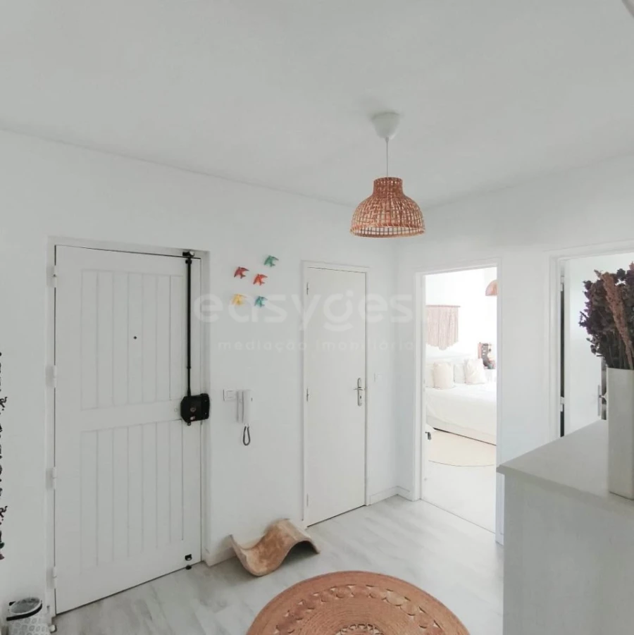 Apartamento T2 para Venda em Encosta do Sol Foto 2