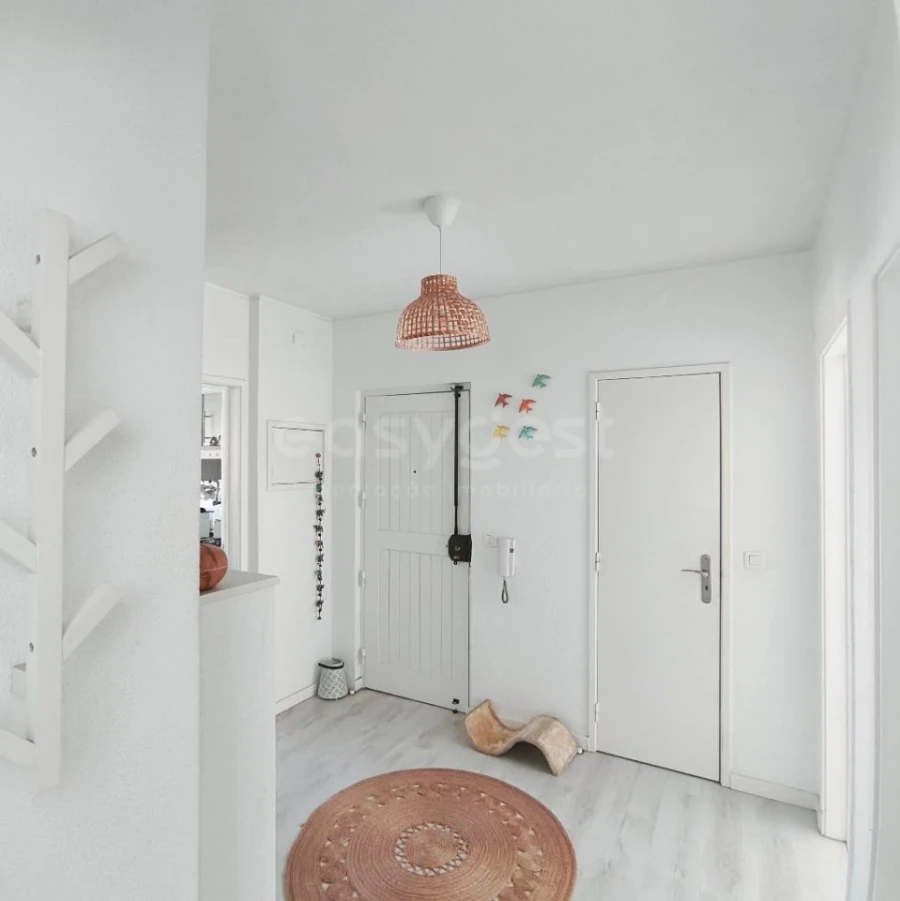 Apartamento T2 para Venda em Encosta do Sol Foto 3