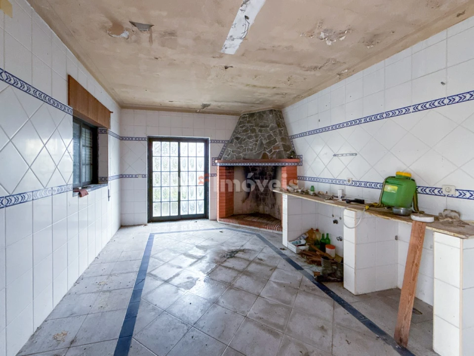 Moradia T6 para Venda em Tramagal Foto 36