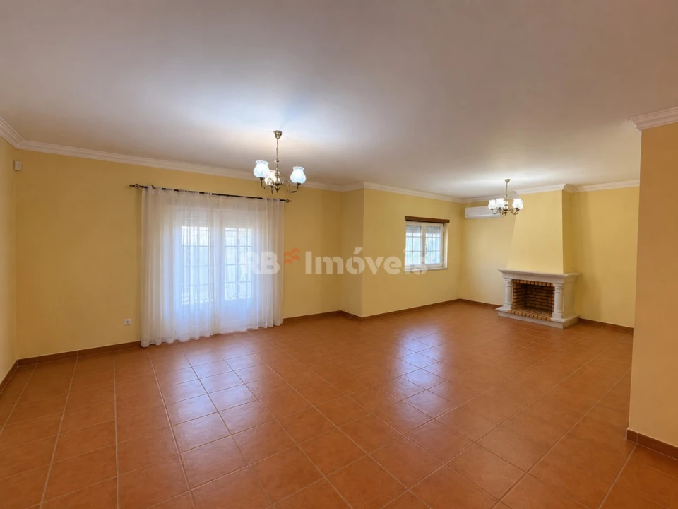 Moradia T5 para Venda em Golegã Foto 5