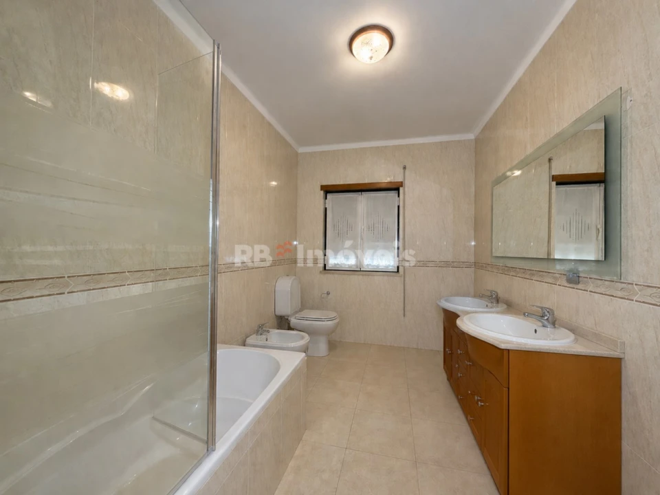 Moradia T5 para Venda em Golegã Foto 18