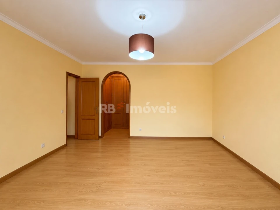 Moradia T5 para Venda em Golegã Foto 23
