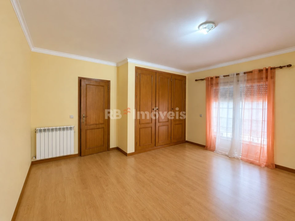 Moradia T5 para Venda em Golegã Foto 32