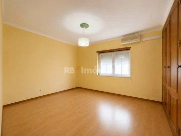 Moradia T5 para Venda em Golegã