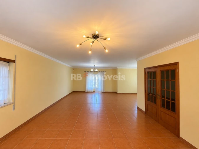 Moradia T5 para Venda em Golegã Foto 4
