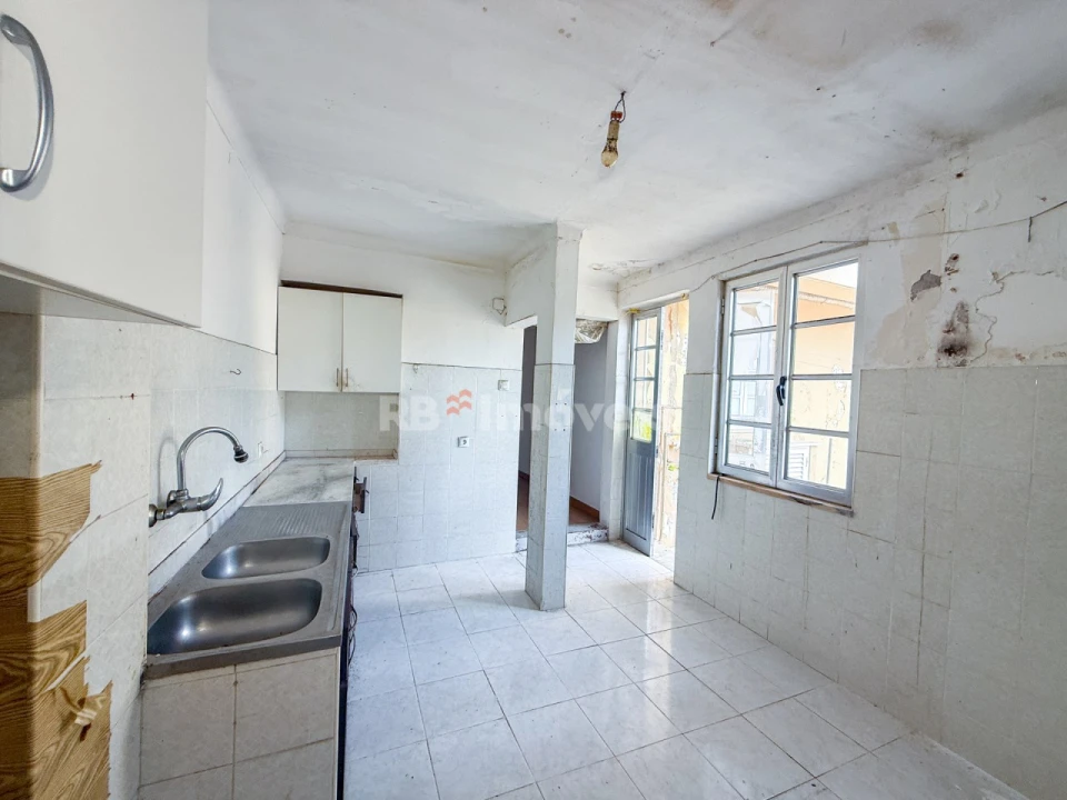 Prédio para Venda em Torres Novas (Santa Maria, Salvador e Santiago) Foto 6
