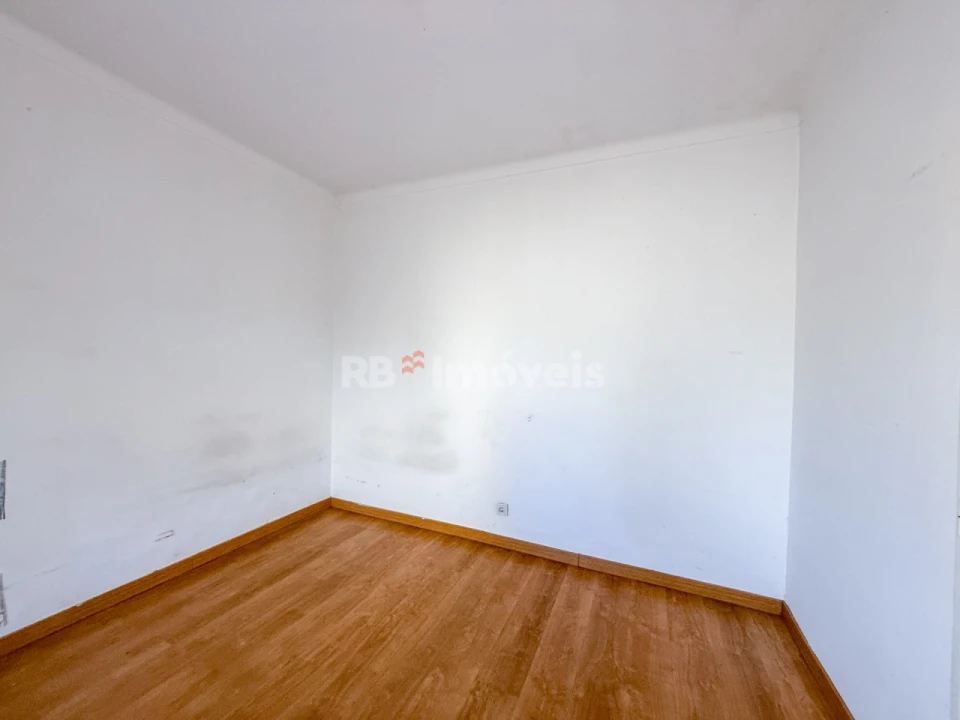 Prédio para Venda em Torres Novas (Santa Maria, Salvador e Santiago) Foto 23