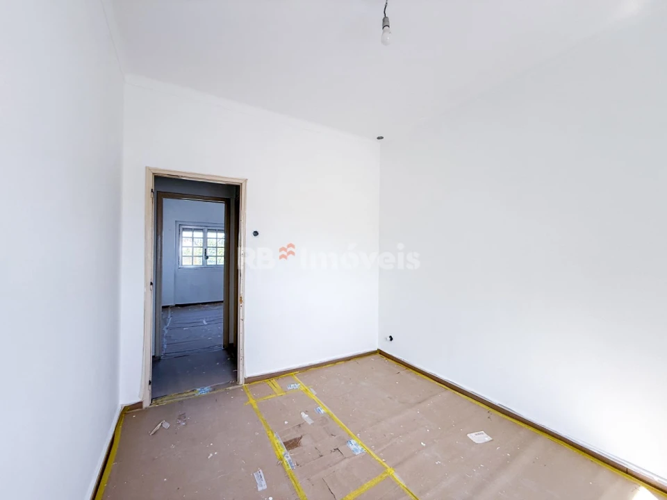 Prédio para Venda em Torres Novas (Santa Maria, Salvador e Santiago) Foto 44