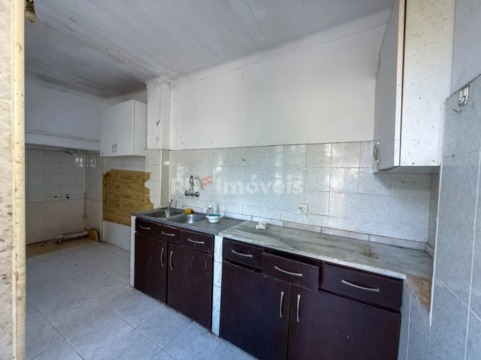 Prédio para Venda em Torres Novas (Santa Maria, Salvador e Santiago) Foto 8