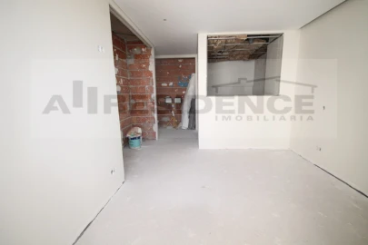 Apartamento T3 para Venda em Loule (São Sebastião)