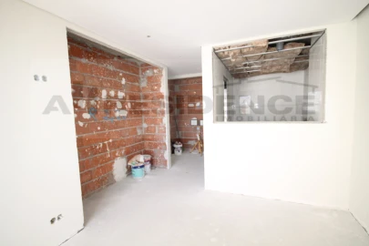 Apartamento T3 para Venda em Loule (São Sebastião)