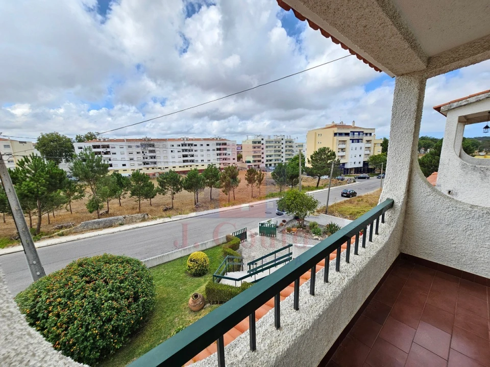 Moradia T5 para Venda em Caldas da Rainha - Santo Onofre e Serra do Bouro Foto 21