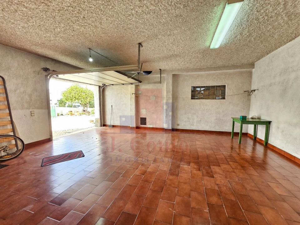 Moradia T5 para Venda em Caldas da Rainha - Santo Onofre e Serra do Bouro Foto 44