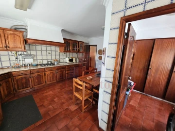 Moradia T5 para Venda em Caldas da Rainha - Santo Onofre e Serra do Bouro