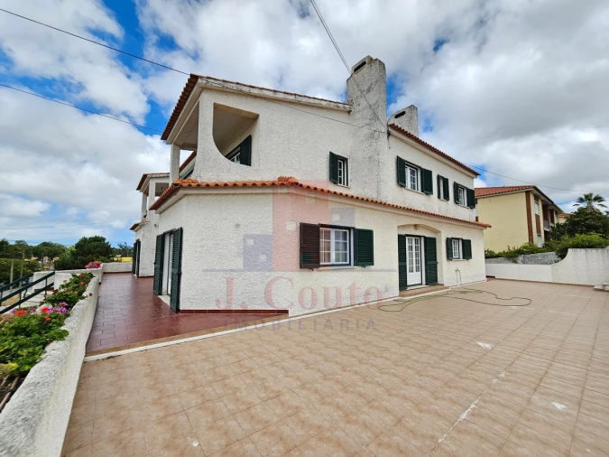 Moradia T5 para Venda em Caldas da Rainha - Santo Onofre e Serra do Bouro Foto 51