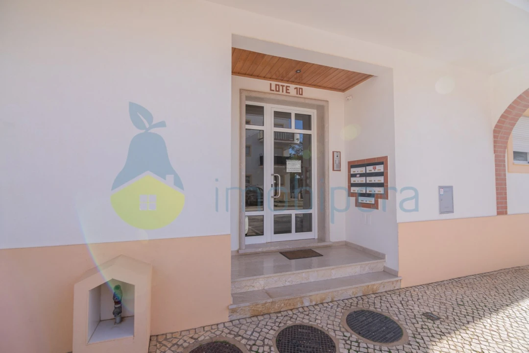 Apartamento T3 para Venda em Odiaxere Foto 4