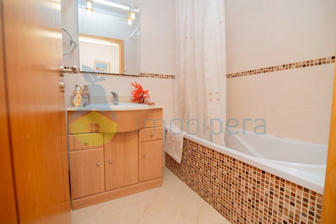 Apartamento T3 para Venda em Odiaxere Foto 40