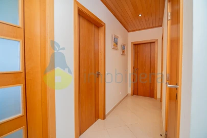 Apartamento T3 para Venda em Odiaxere
