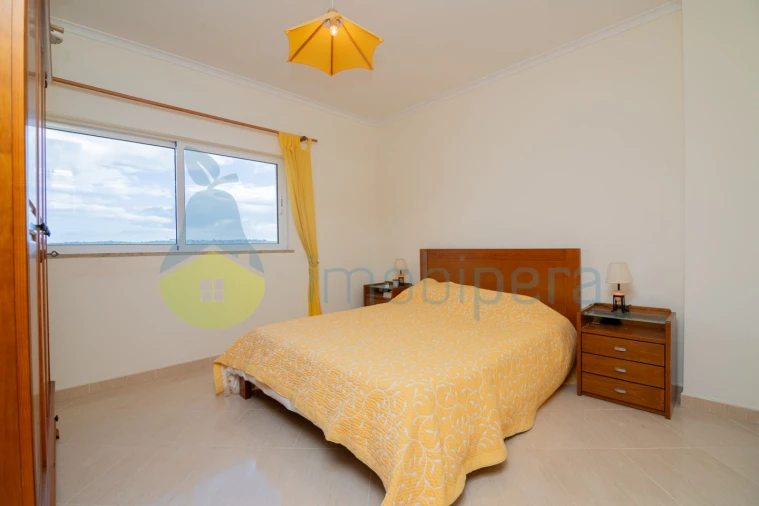 Apartamento T3 para Venda em Odiaxere Foto 23