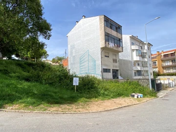 Terreno para Venda em Mafamude e Vilar do Paraíso