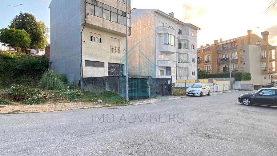 Terreno para Venda em Mafamude e Vilar do Paraíso