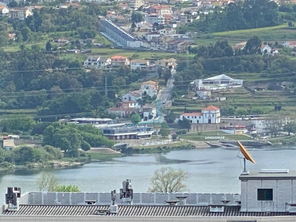 Terreno para Venda em Mafamude e Vilar do Paraíso Foto 8