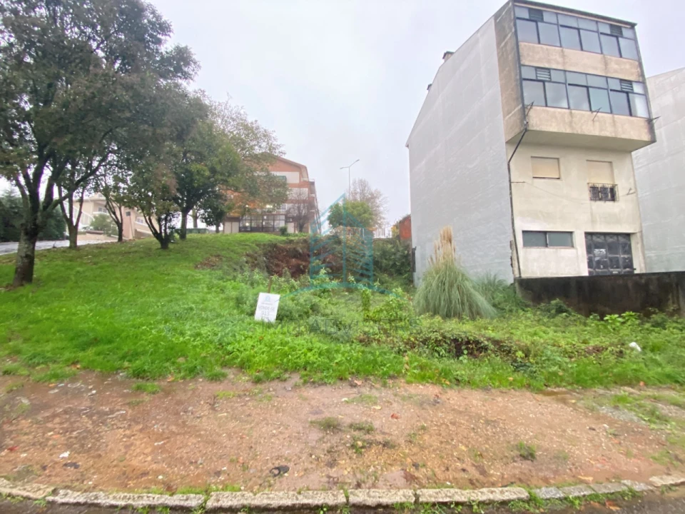 Terreno para Venda em Mafamude e Vilar do Paraíso Foto 3