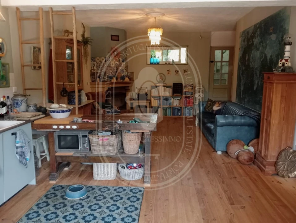 Moradia T6 para Venda em São João Baptista e Santa Maria dos Olivais Foto 3