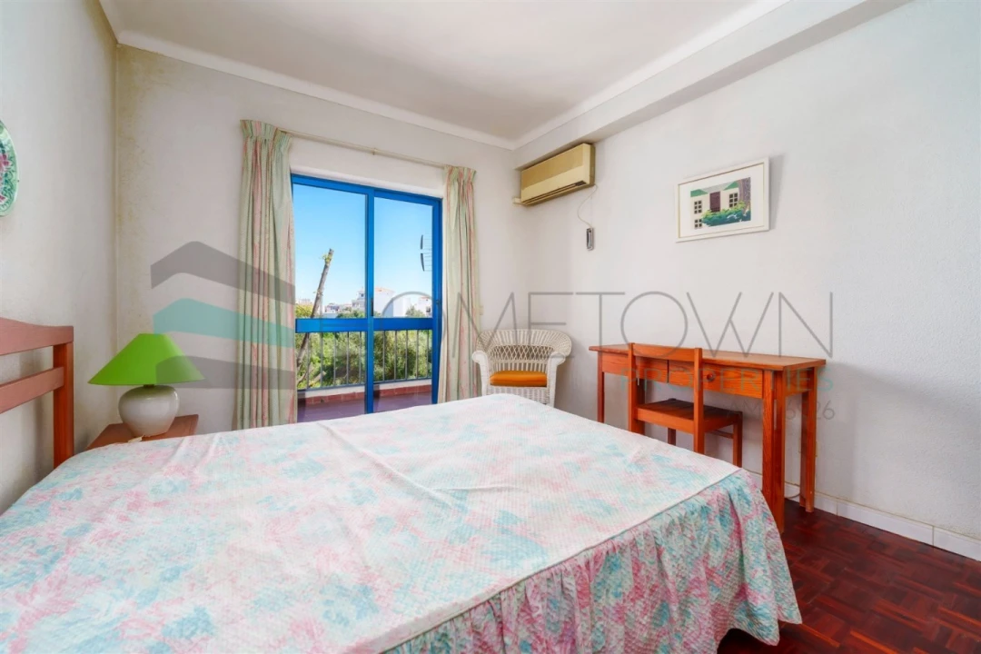 Apartamento T2 para Venda em Almancil Foto 16