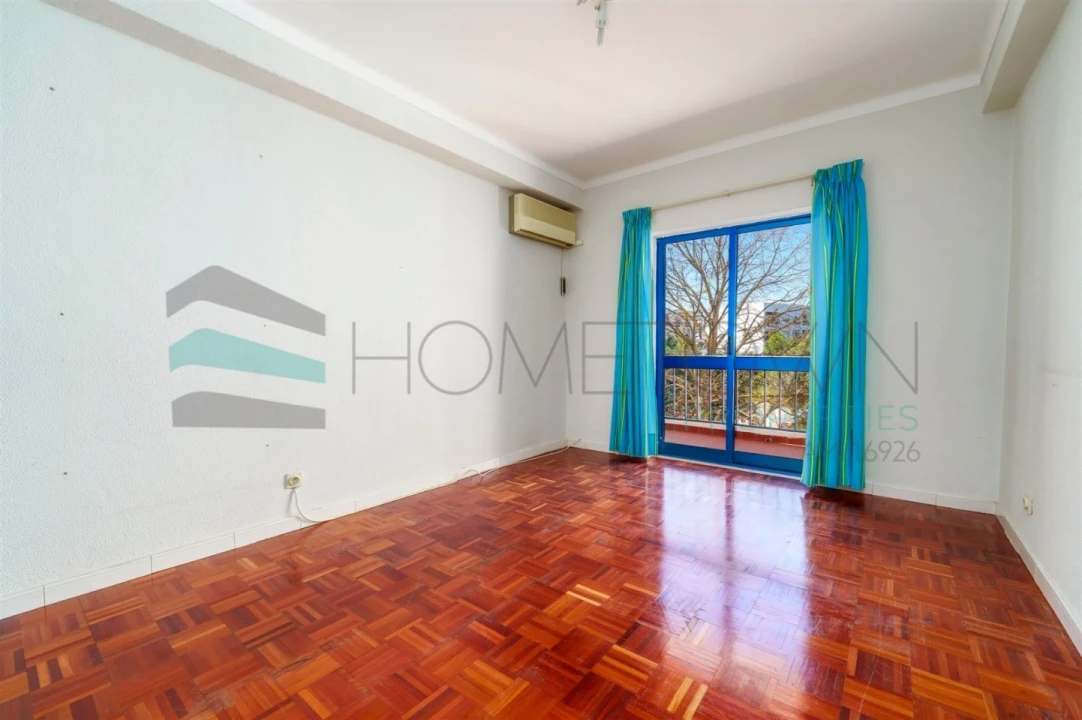 Apartamento T2 para Venda em Almancil Foto 23