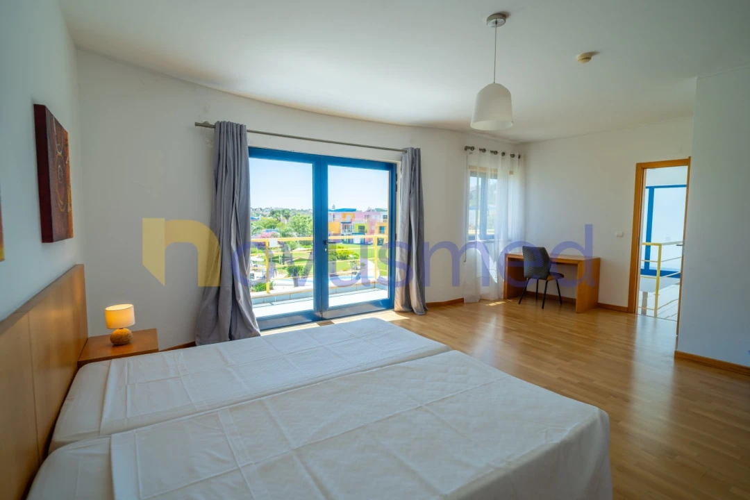 Apartamento T2 para Venda em Albufeira e Olhos de Água Foto 28
