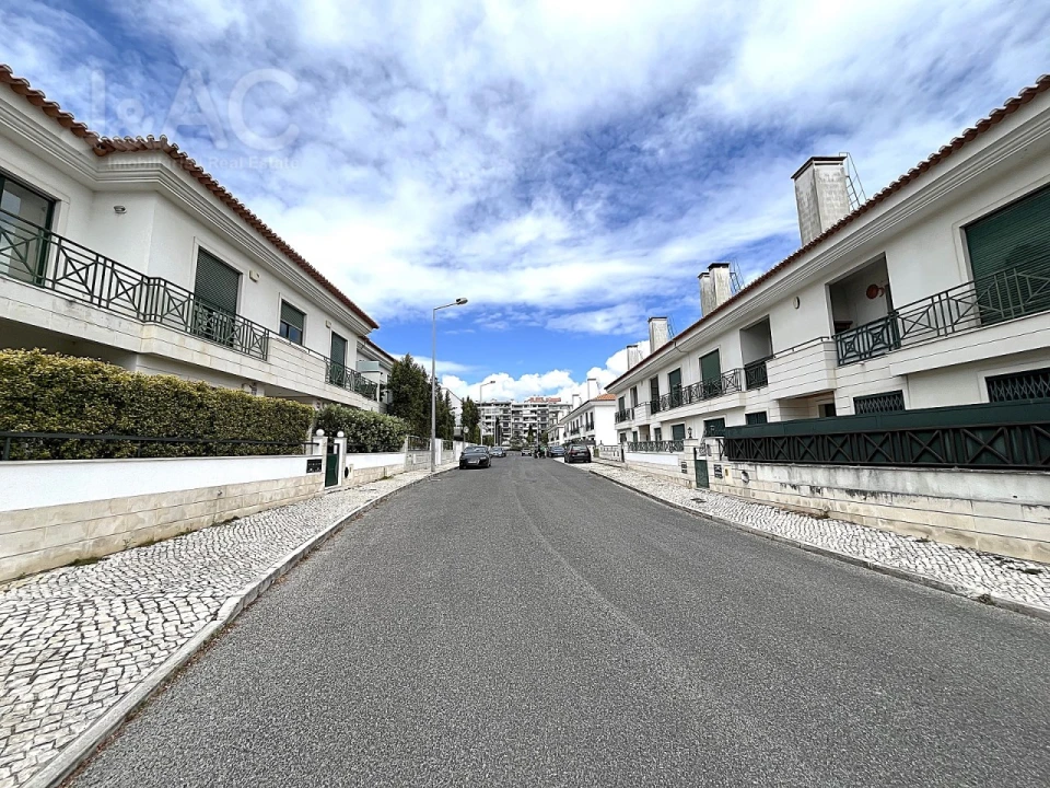 Apartamento T4 para Venda em Cascais e Estoril Foto 30