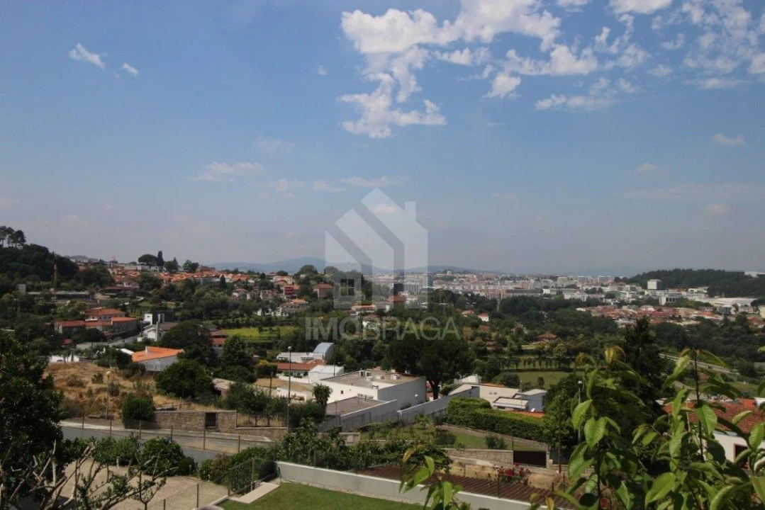 Terreno para Venda em Nogueiró e Tenões Foto 7