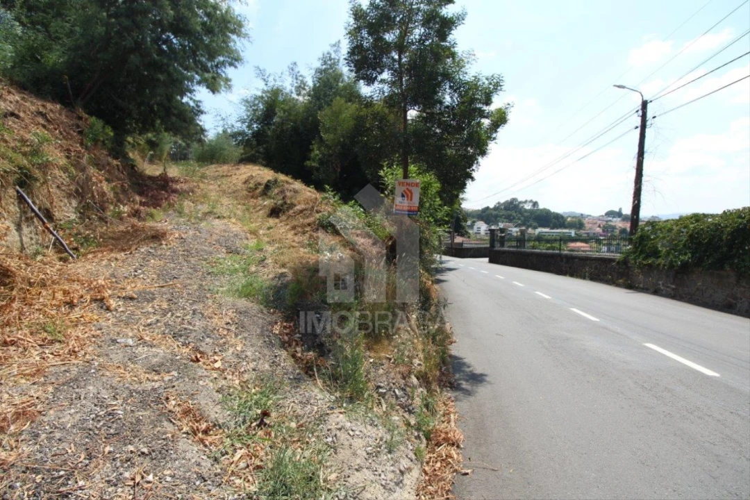 Terreno para Venda em Nogueiró e Tenões Foto 15