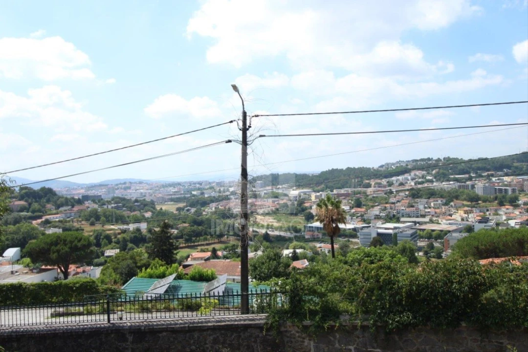 Terreno para Venda em Nogueiró e Tenões Foto 20