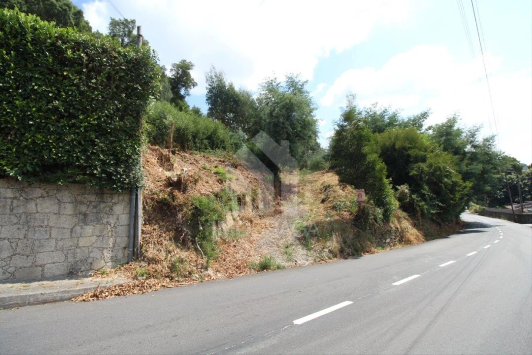 Terreno para Venda em Nogueiró e Tenões Foto 29
