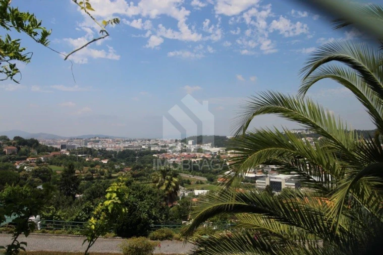 Terreno para Venda em Nogueiró e Tenões Foto 9