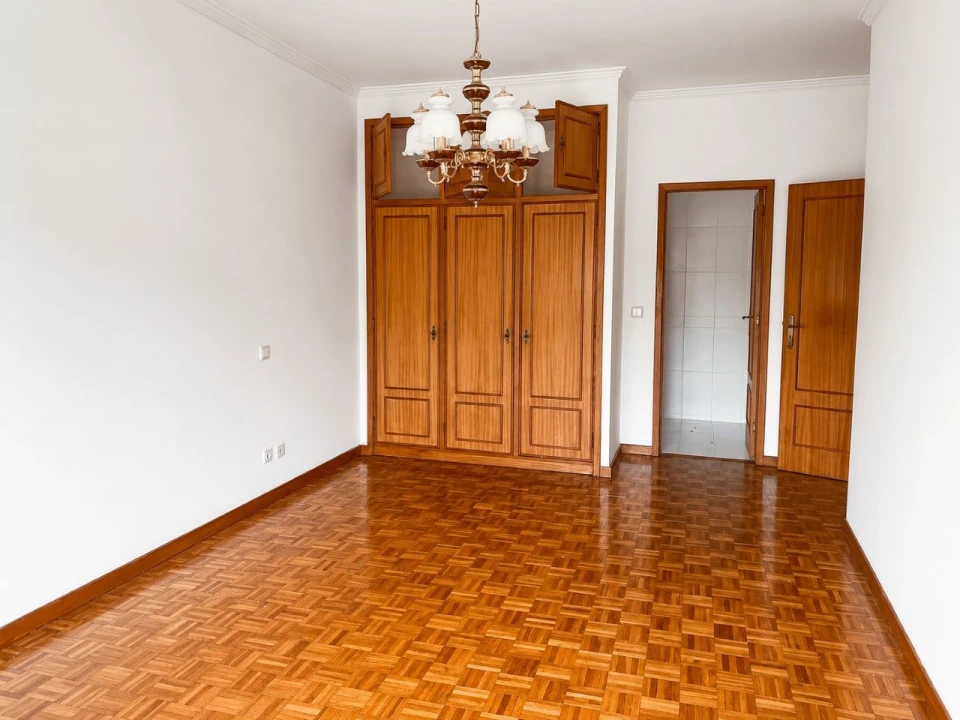 Apartamento T3 para Venda em Canidelo Foto 3
