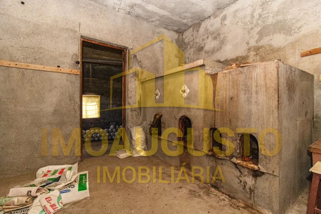 Moradia T4 para Venda em Tourais e Lajes Foto 22
