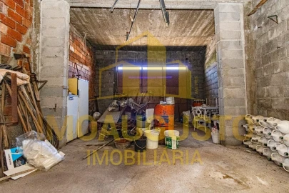 Moradia T4 para Venda em Tourais e Lajes